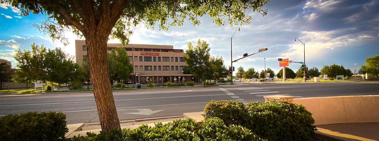 A street view of Main St in Belen, New Mexico